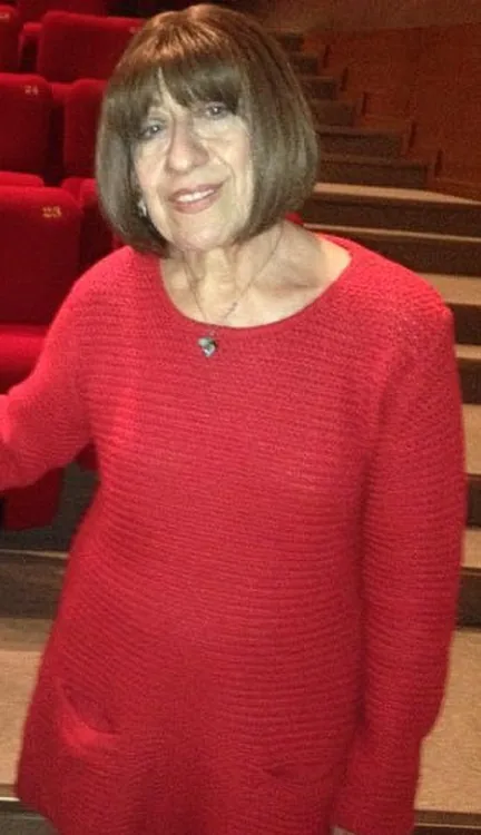 Ayşen Gruda, Komiker aus Türkei
