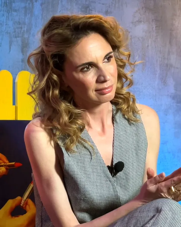 Emanuela Fanelli, comico da Italia