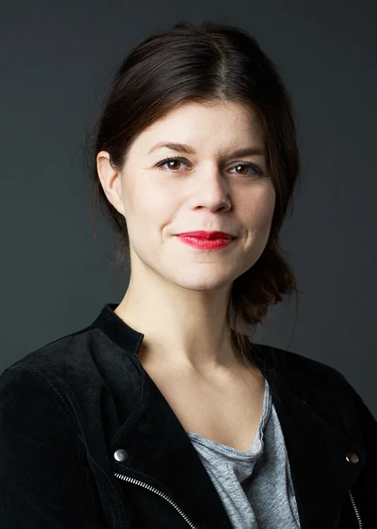 Emma Molin, komedyen - İsveç