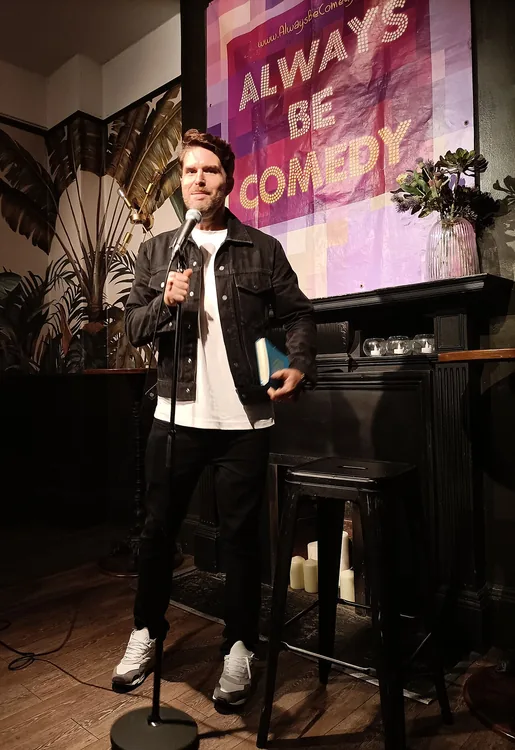 Joel Dommett, comico da Regno Unito