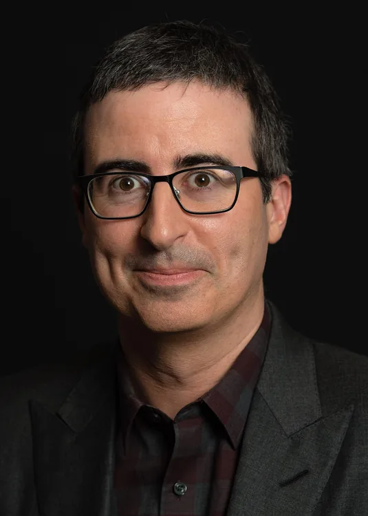 John Oliver, komik z Spojené království