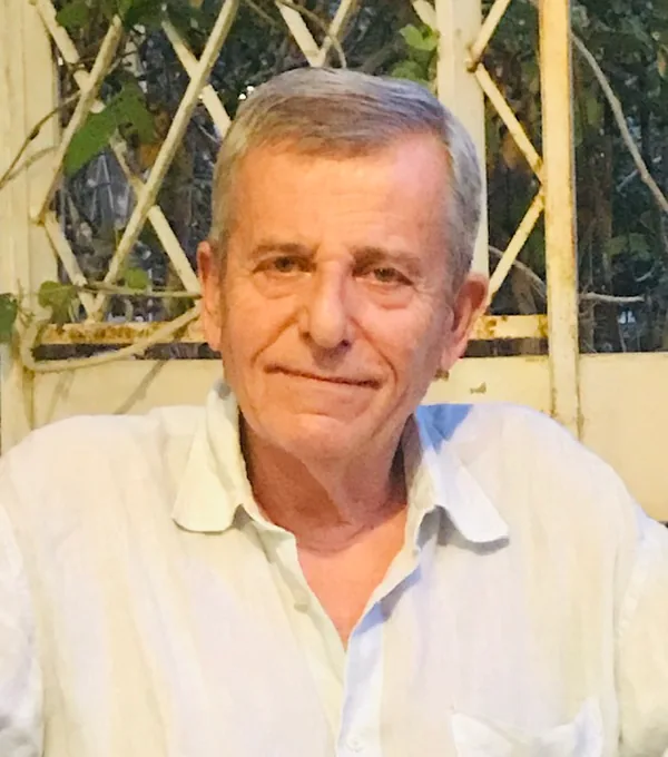 Maurizio Micheli, diễn viên hài từ Ý