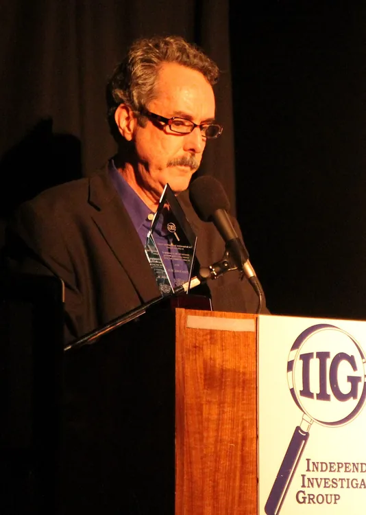 Ron Lynch, Comedian van Verenigde Staten