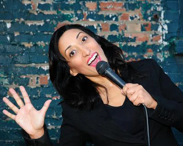 Shazia Mirza, còmic de Regne Unit